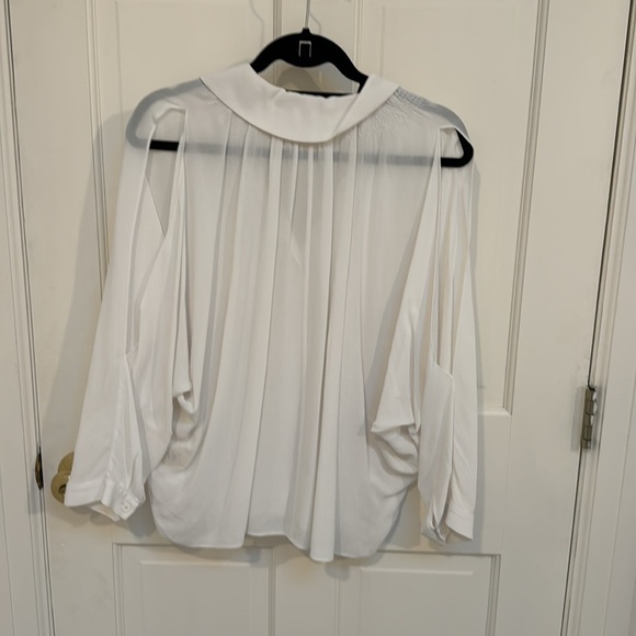 Alice + Olivia Sheer White Button Front Open Sleeve Blouse - Picture 5 of 7